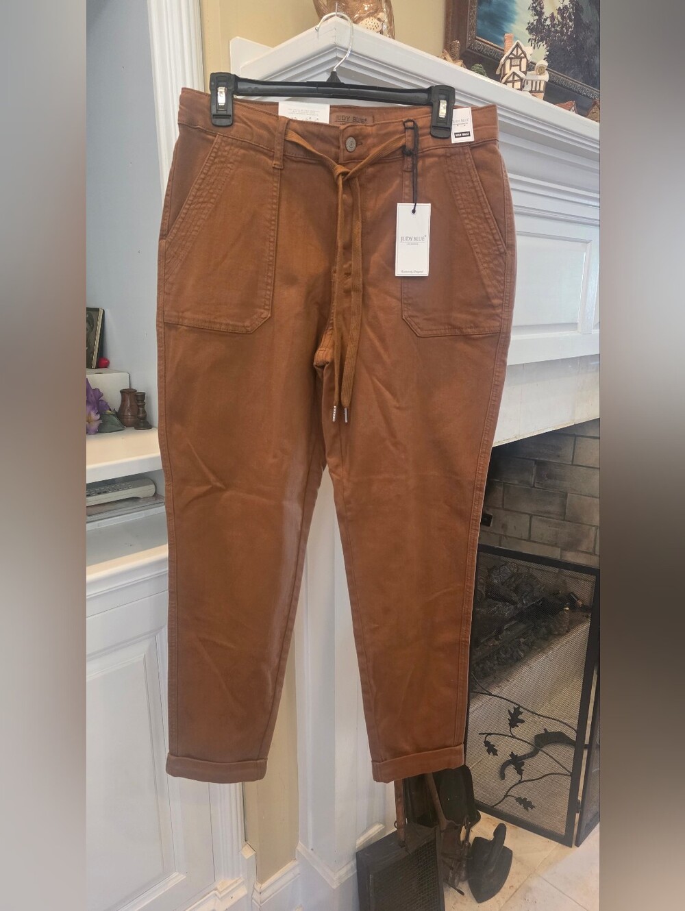 Judy Blue High-Rise Cargo-Style Jeans in Chestnut Brown
